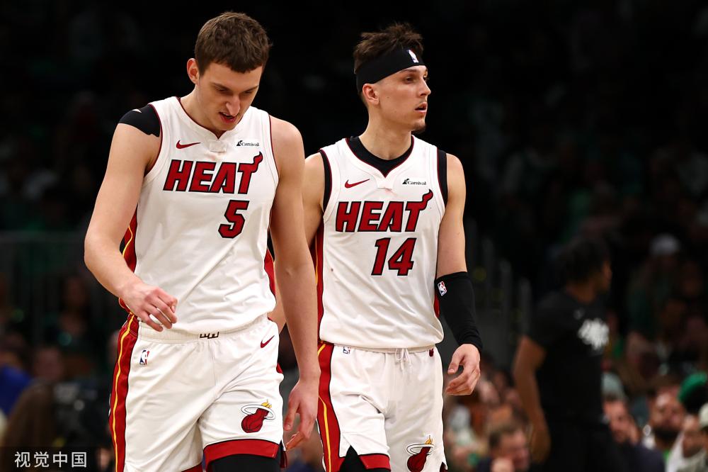 詹姆斯的时 詹姆斯的时