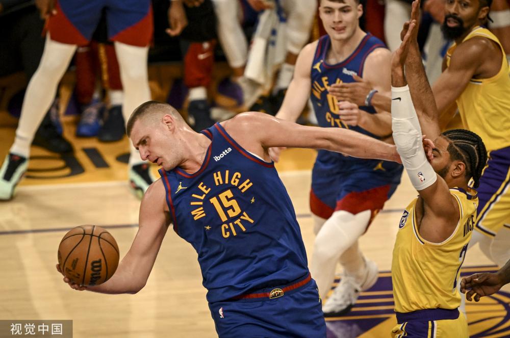 我们期待更 我们期待更