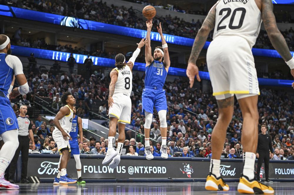 上半场结束 上半场结束